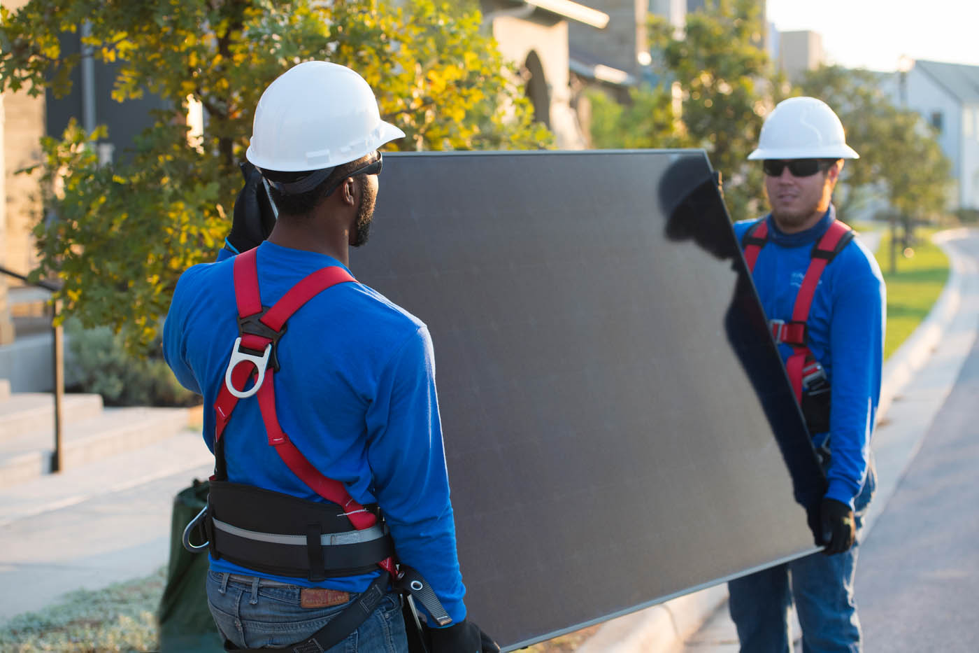 Solar Energy Partners solar power installers in South Carolina & Georgia working on a new home.